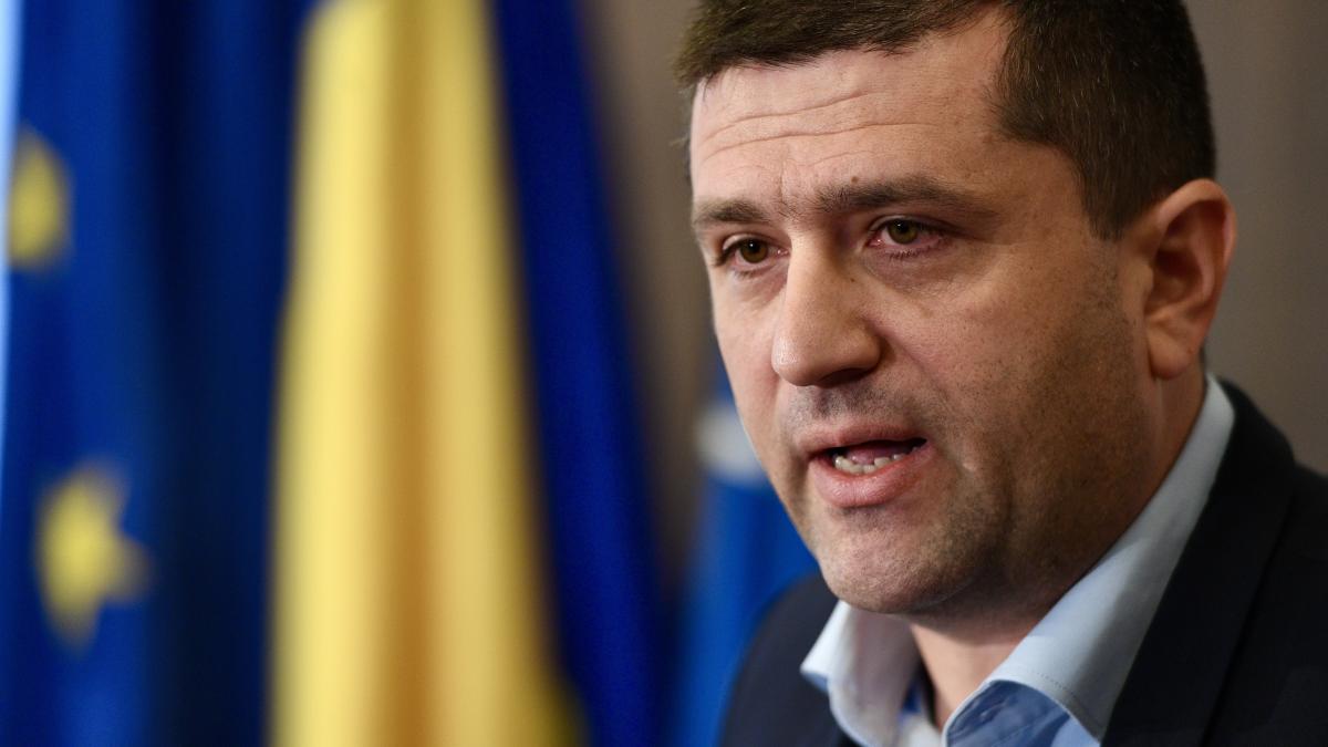 Ce se va întâmpla după moțiunea de cenzură împotriva lui Bolojan. Dacă cineva nu va ceda, PSD va prelua guvernarea... 1 Ce se va intampla dupa motiunea de cenzura impotriva lui Bolojan Daca cineva nu va ceda PSD va prelua guvernarea