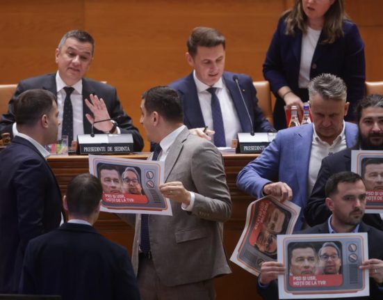 Cum a negociat Grindeanu alianta PSD AUR pentru demiterea lui Bolojan Sambata ma intrebat