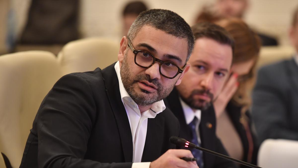 Florin Manole: 28.000 de tineri vor putea fi angajați cu subvenții de la stat timp de doi ani 1 Florin Manole 28000 de tineri vor putea fi angajati cu subventii de la stat timp de doi ani
