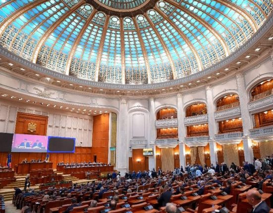 Grupul parlamentar PACE anunta ca in cazul in care Ilie Bolojan va fi destituit prin motiune de cenzura