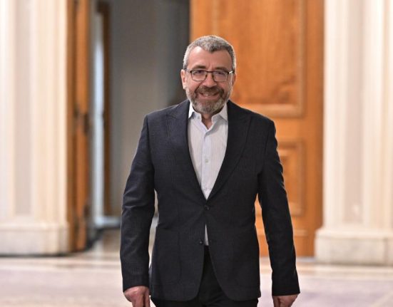 Mesajul unui liberal pentru colegi dupa 36 de ani in PNL Daca ne intalnim cu PSD inseamna