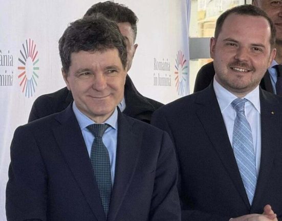 Ministrul Sanatatii il sustine pe Nicusor Dan Imi exprim sprijinul public pentru decizia sa in ciuda campaniei de linsaj public la care este supus in prezent