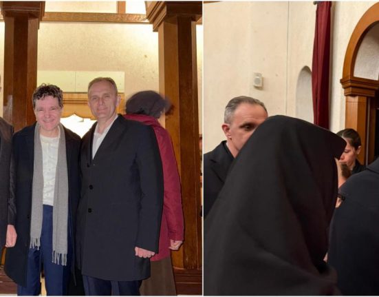 Nicisor Dan aparitie surpriza la manastirea Cornu in Vinerea Mare Presedintele CJ Prahova Fara