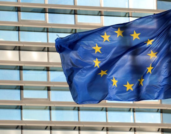 Parlamentul European a suspendat imunitatea a cinci dintre membrii sai