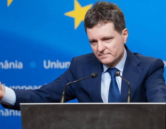 Presedintele Nicusor Dan participa astazi la Forumul de Afaceri al Initiativa celor Trei Mari