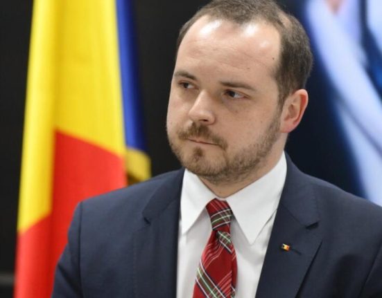 Rogobete despre procesul cu Pfizer Sumele datorate ar putea deveni avantaje reale pentru pacienti