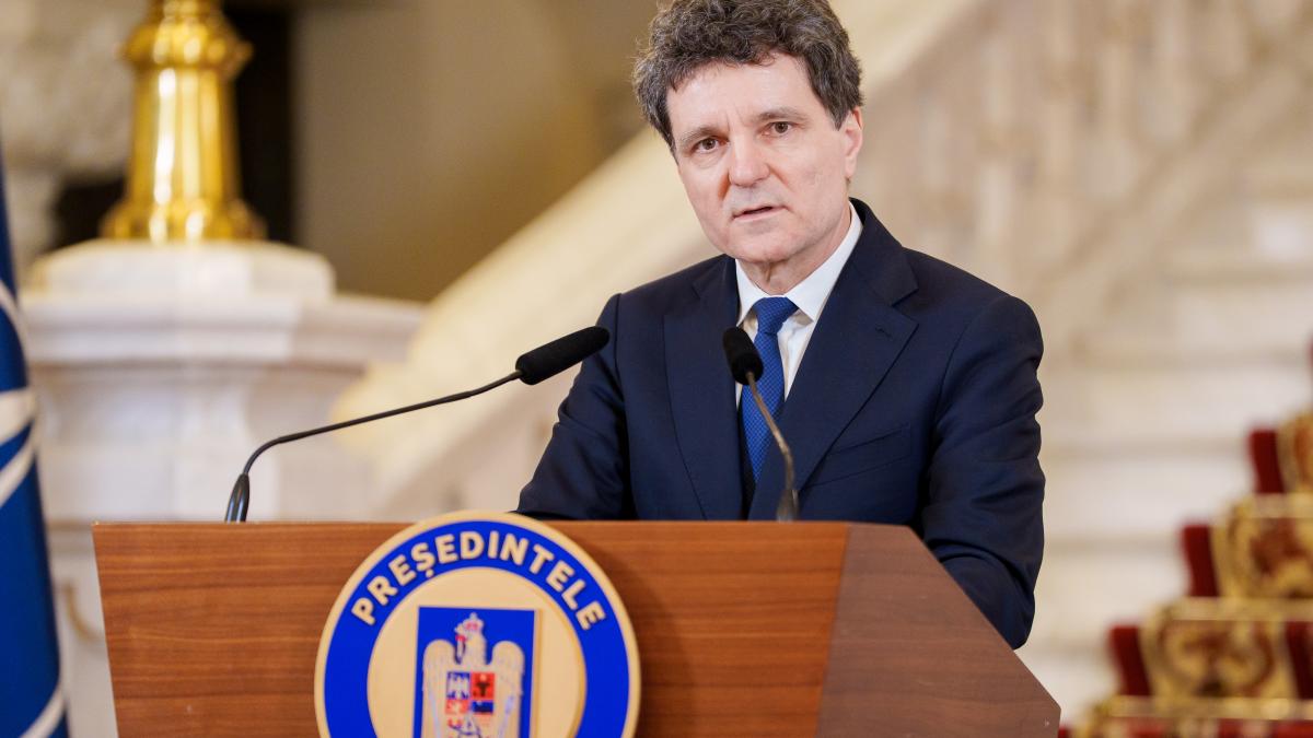 Surse: Nicușor Dan era informat încă de sâmbătă că PSD și AUR pregătesc o moțiune de cenzură, dar nu știa că aceasta va... 1 Surse Nicusor Dan era informat inca de sambata ca PSD si AUR pregatesc o motiune de cenzura dar nu stia ca acesta va