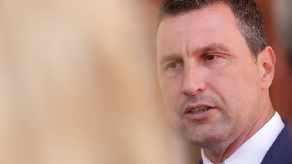 Tanczos Barna: Este foarte probabil ca moțiunea de cenzură să fie aprobată. Guvernul va fi înlocuit. 1 Tanczos Barna Este foarte probabil ca motiunea de cenzura sa fie aprobata Guvernul va fi inlocuit