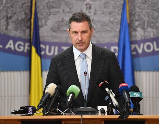 tanczos cel mai important lucru acum este ca apiasii afir sa aprobe platile si subventiile