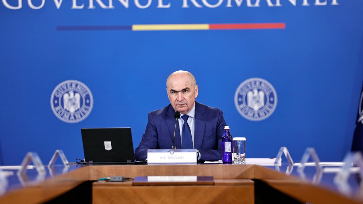 Bolojan a renuntat in ultima sedinta de Guvern inainte de motiune la majorarea salariilor de la Monetarie