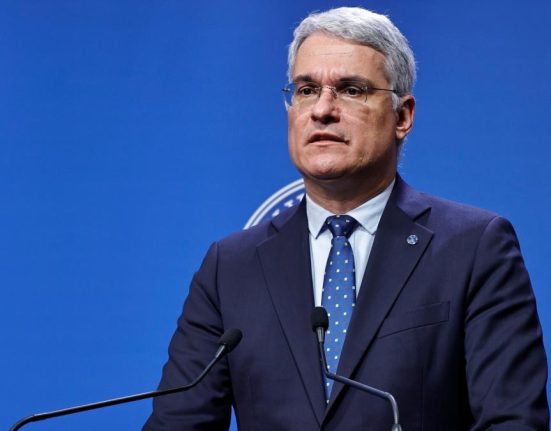 Dragos PIslaru de 1 mai Munca trebuie apreciata si nicio munca cinstita nu este o rusine