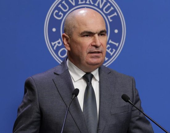 Ilie Bolojan acuza Hidroelectrica ca sfideaza banul public Daca s ar fi instalat baterii de