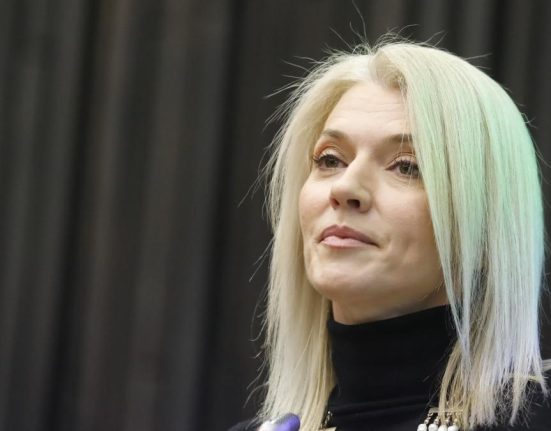 Alina Gorghiu isi exprima nemultumirea fata de conducerea PNL Nu ne putem prezenta ca un partid responsabil daca la fiecare 24