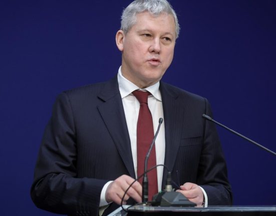 Catalin Predoiu PNL si a alienat principala baza electorala prin politicile adoptate la