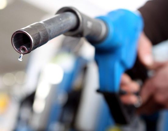 De maine preturile la benzina si motorina ar putea creste Multumim PNL Fostul ministru Bogdan Ivan acuza PNL