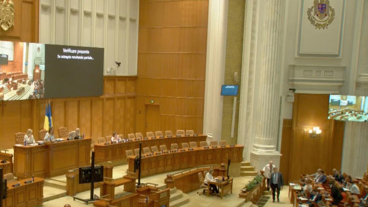 Propunerea de unire a Romaniei cu Republica Moldova a fost aprobata tacit in Camera Deputatilor