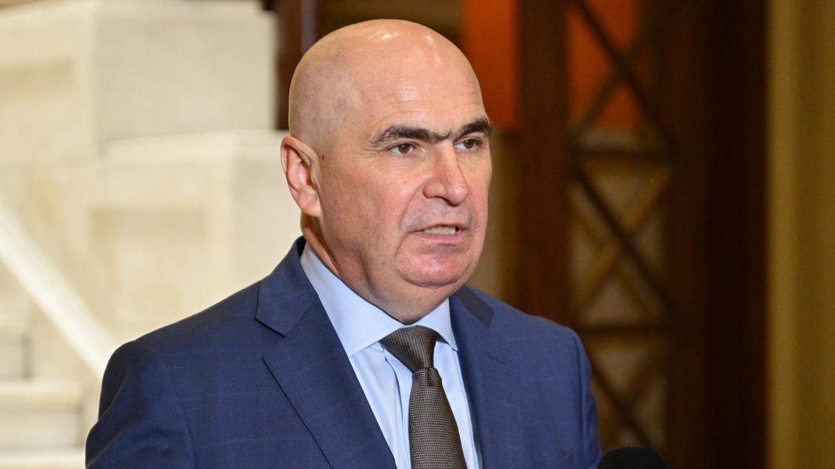 Bolojan ar putea solicita CCR cu privire la salariile restante ale magistratilor Guvernul semnaleaza un conflict