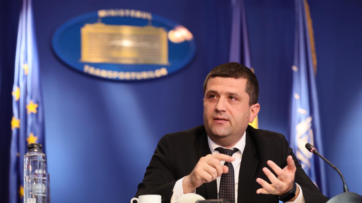 Doua blocuri au fost ridicate la mai puin de 100 de metri de un depozit de muniie din Piteti