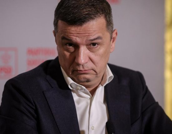 Grindeanu afirma ca PSD nu va vota impozitele asa cum doreste Guvernul demis Un nou atac la adresa lui
