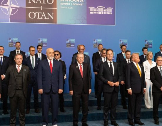 La Ankara liderii NATO l au intrebat pe Nicursor Dan despre criza politica din Romania Dar nu