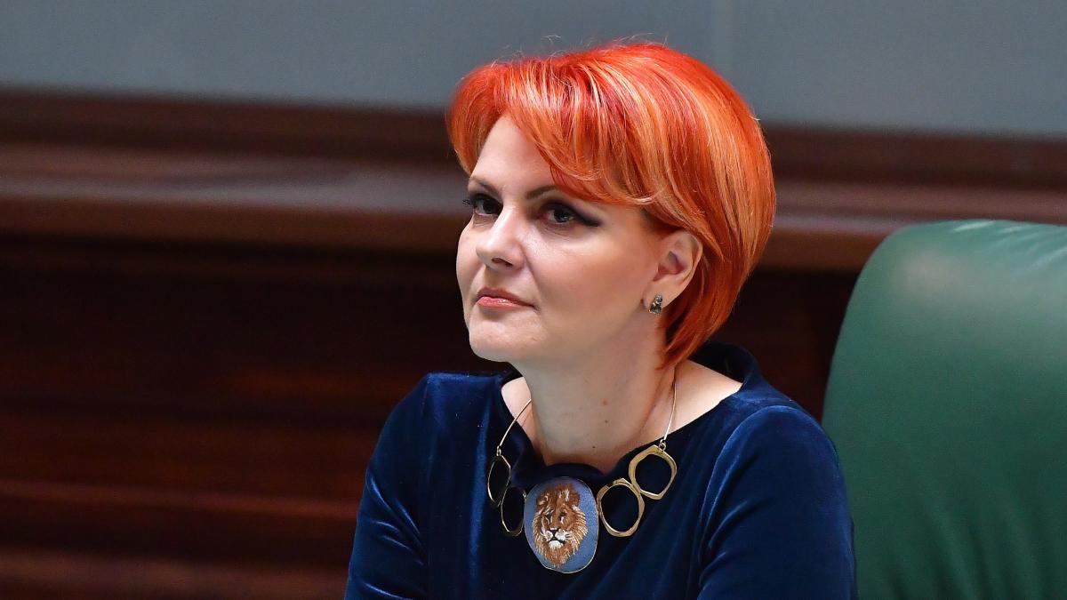 Lia Olguta Vasilescu despre Legea salarizarii Statul roman va avea pierderi duble anual comparativ cu cat