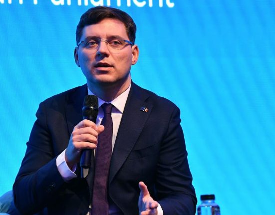 Negrescu Romania trebuie sa primeasca o alocare financiara europeana echivalenta cu cea din