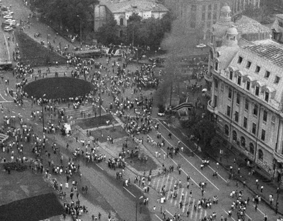 Victimele Mineriadei din 13 15 iunie 1990 vor beneficia de o indemnizatie de 5000 de lei si de medicamente