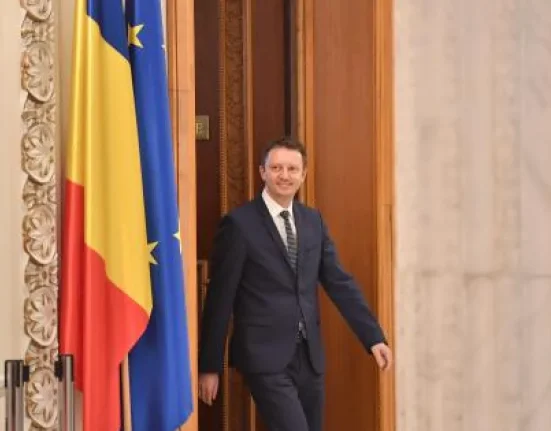 Abrudean: Nu e oportun ca Senatul să ancheteze întâlnirea Bolojan-Tănăsescu din biroul lui