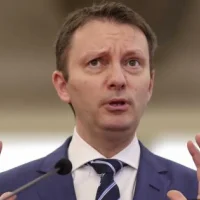 Anti-Bolojan din PNL votează Guvernul Mureșan: Dacă nu trece, îl votăm și pe următorul