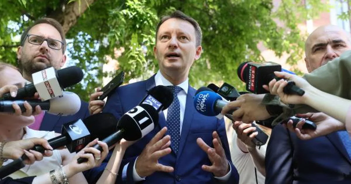 AUR ripostează la planul PSD: măsurile propuse de partidul lui Simion pentru guvernare 1 AUR ripostează la planul PSD: măsurile propuse de partidul lui Simion pentru guvernare