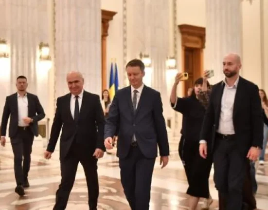 Ce propune guvernul Mureșan: fără cumul pensie-salariu, fără pensionare anticipată