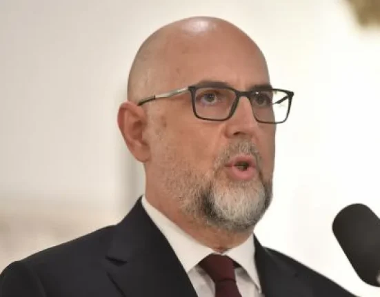 MApN, după ce Radu Miruță a mers cu generali la audieri: S-a încadrat în practică