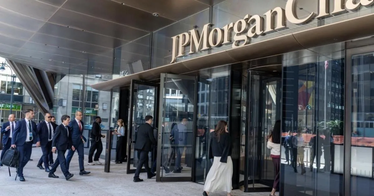 Nazare dezminte că România ar fi cerut finanțare de la JP Morgan 1 Nazare dezminte că România ar fi cerut finanțare de la JP Morgan