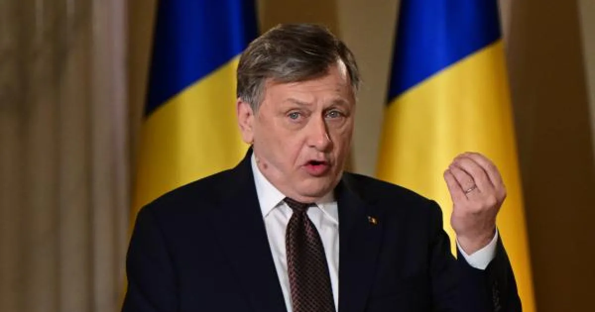 Nicuşor Dan anunţă un nou premier luni: Cer partidelor să vină cu o soluţie care să treacă 1 Nicuşor Dan anunţă un nou premier luni: Cer partidelor să vină cu o soluţie care să treacă