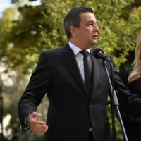 Programul lui Mureșan, amânat. Legea salarizării revine