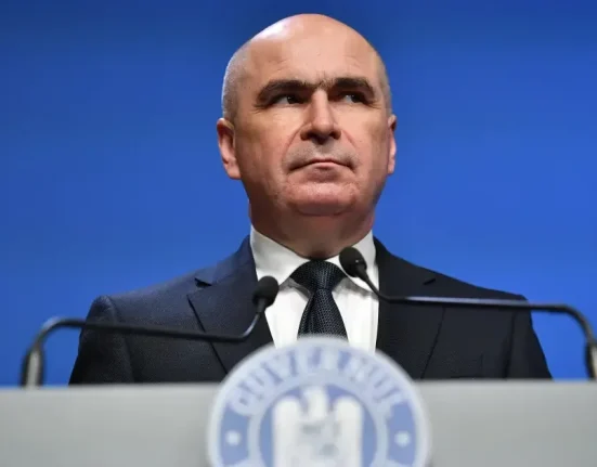 Bolojan cere Guvernului să nu dea banii magistraților: „O formă de aristocrație bugetară”