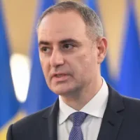 Bolojan îl acuză pe Grindeanu că își pregătește scuzele pentru eșec