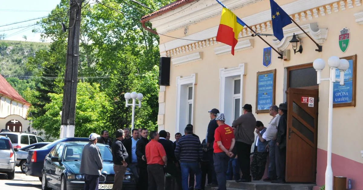 Comasarea localităților mici: rămâne un funcționar într-un birou. Ce economie face statul 1 Comasarea localităților mici: rămâne un funcționar într-un birou. Ce economie face statul