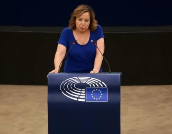 Europenii renunță la credite ipotecare din cauza dobânzilor mari