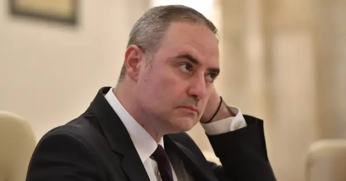 Grindeanu îi cere lui Bolojan să lase tonul mai jos: a votat guvernul, nu poate fugi 1 Grindeanu îi cere lui Bolojan să lase tonul mai jos: a votat guvernul, nu poate fugi