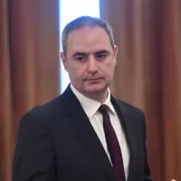 Grindeanu îi cere lui Niculescu asumarea reformei teritoriale și a comasării agențiilor