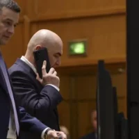 Liderii partidelor anunță dacă vor vota Guvernul Niculescu