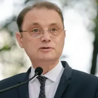 Ministerul Finanțelor calculează bugetul. Guvernul ar putea majora pensiile în două etape
