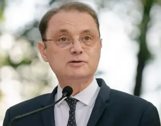 Ministerul Finanțelor calculează bugetul. Guvernul ar putea majora pensiile în două etape