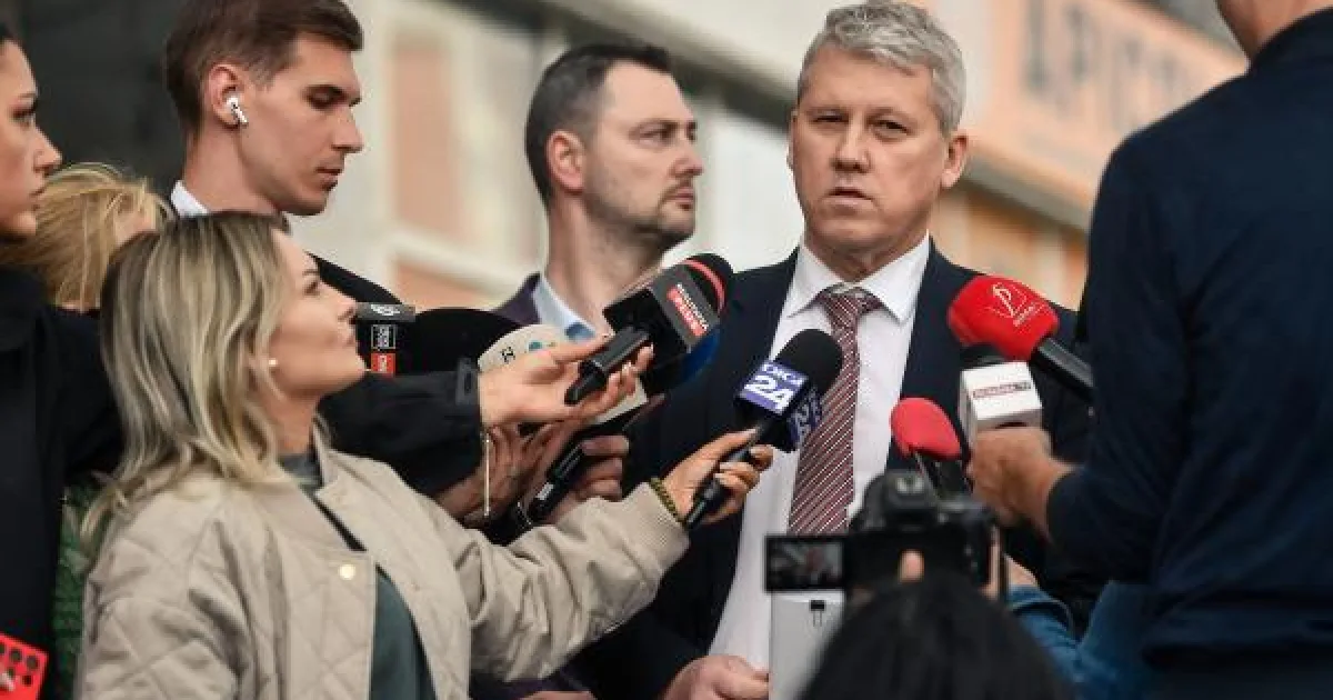 Ministrul Transporturilor anunță: TAROM nu se închide, ci intră în reorganizare