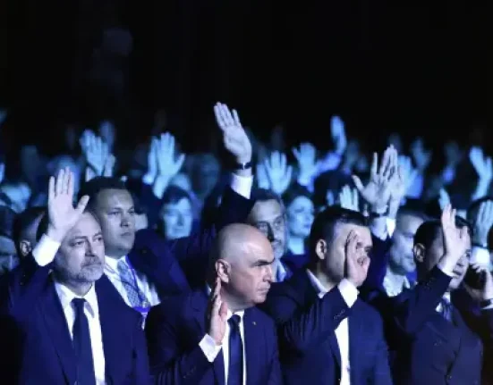 PSD lasă rectificarea bugetară să treacă. Nazare are timp să arate gaura din buget
