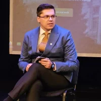 Secretarul general al Guvernului, Gabriel-Ciprian Ene, demisionează de la ICCJ