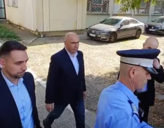 Toni Neacșu: Surprinzător că Bolojan, martor, a cerut dosarul, deși avea avocat