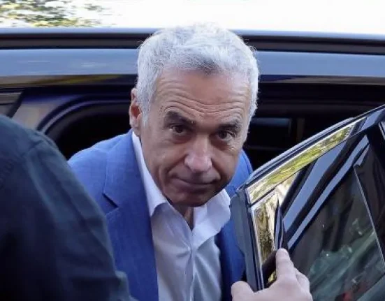 USR îl acuză pe Luca Niculescu că e „PSD-ist”